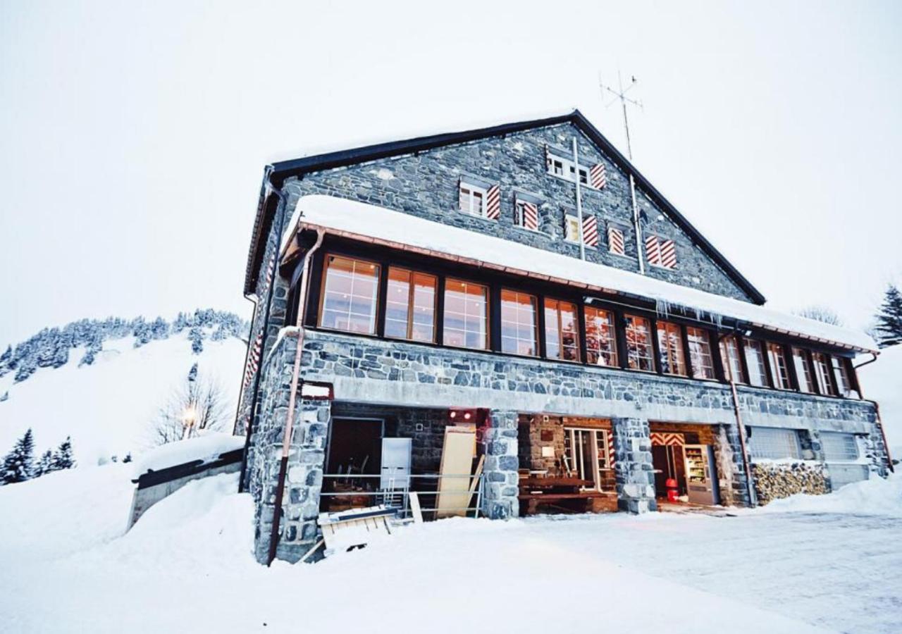 Hotel Maison De Montagne De Bretaye Acces Par Le Train Arret Bouquetin *
